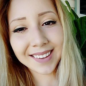 Meet your Posher, Cecy